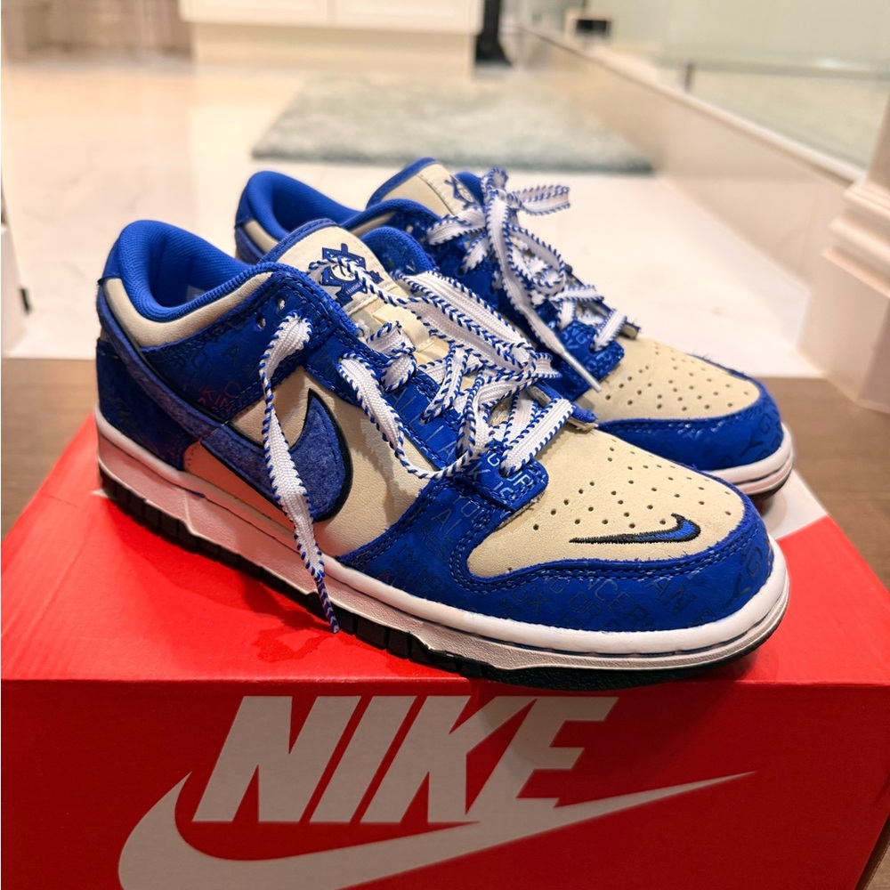 Jackie Robinson DUNKS